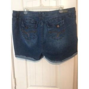 YMI Wanna Betta Butt? Jean Shorts, sz 24, Distressed Stretch Cuff